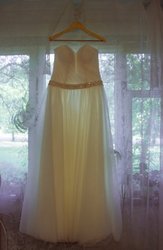 Продам красивое свадебное платье молочного цвета (Черкассы)